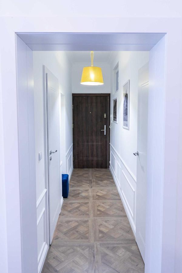 Apartament Planety Apartment Torun Ngoại thất bức ảnh